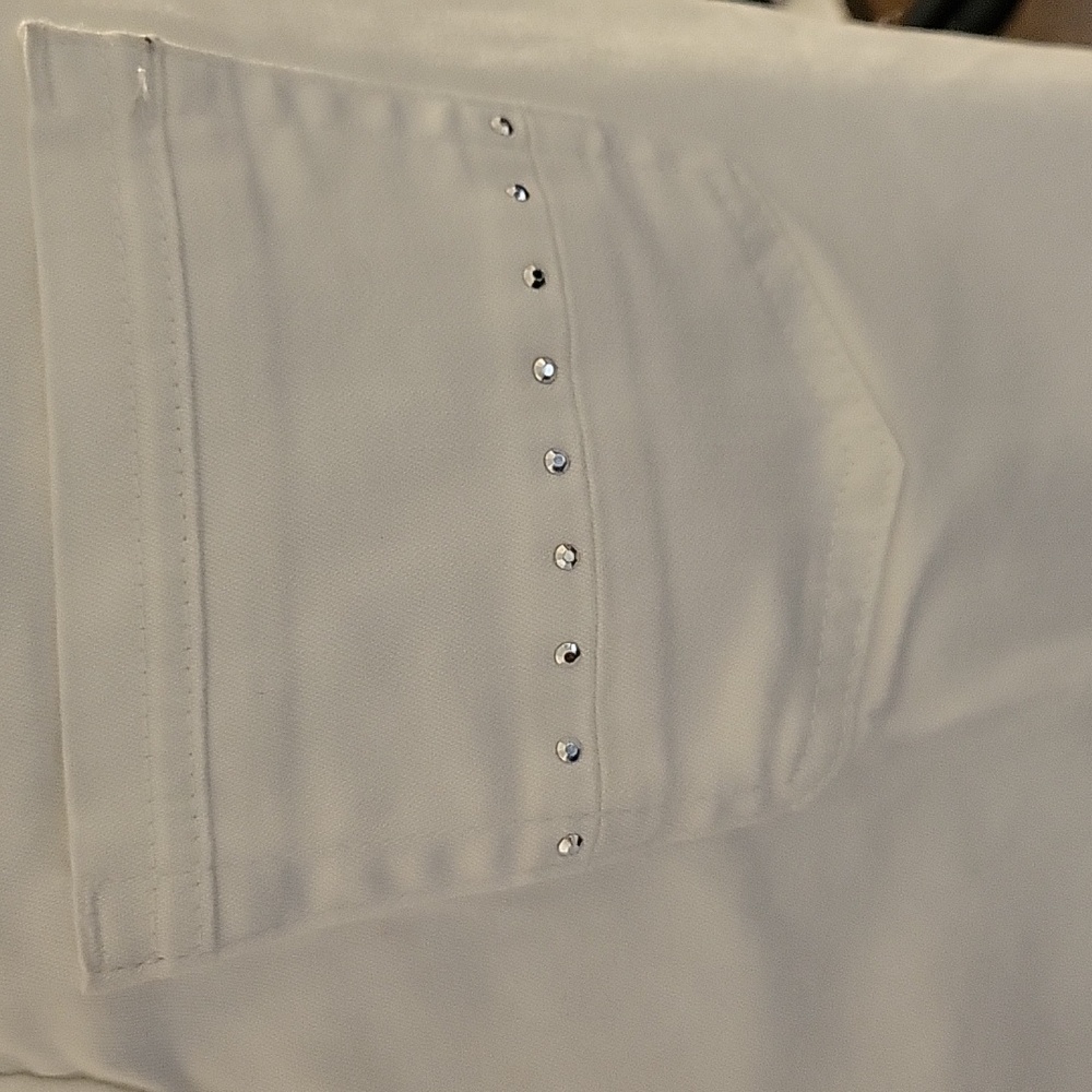 Capris - Picture 2 of 3